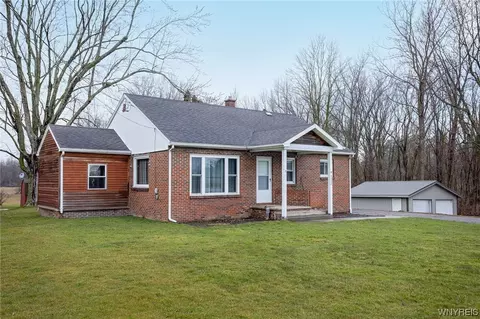 9500 Alleghany Rd, Darien, NY 14036