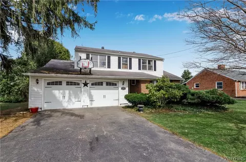 4036 Ockler Ave, Hamburg, NY 14075