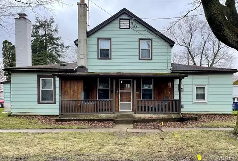 434 Vine St, Lockport, NY 14094
