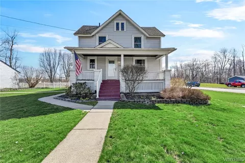 7705 Goodrich Rd, Clarence Center, NY 14032