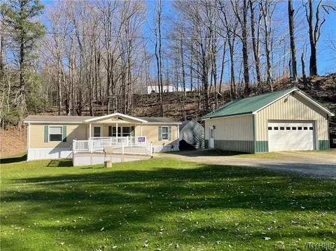 7394 Lovers Lane Rd, New Albion, NY 14719