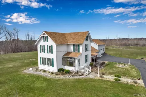 5971 Clinton St, Elma, NY 14059
