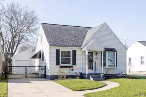 54 Hampton Pkwy, Buffalo, NY 14217