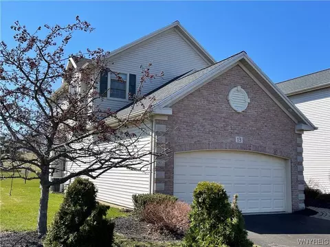 3011 Cloverbank Rd #13-L, Hamburg, NY 14075
