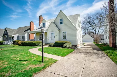 464 Huxley Dr, Cheektowaga, NY 14225