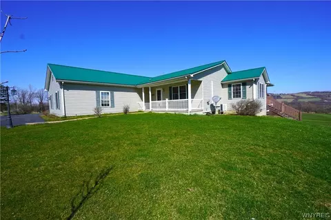 3499 Truesdell Rd, Warsaw, NY 14569