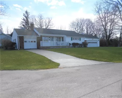 10 Buxton Ave, Batavia, NY 14020