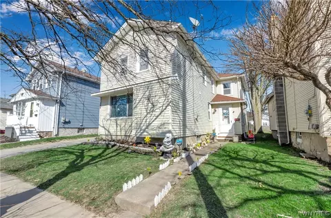 154 S Transit St, Lockport, NY 14094