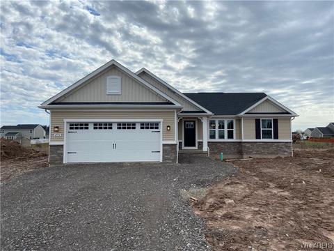 4954 Brauer Dr, Pendleton, NY 14094 photo 1