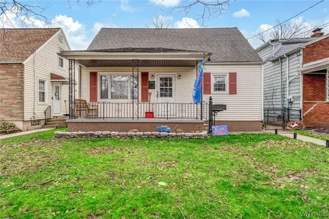 351 37th St, Niagara Falls, NY 14303