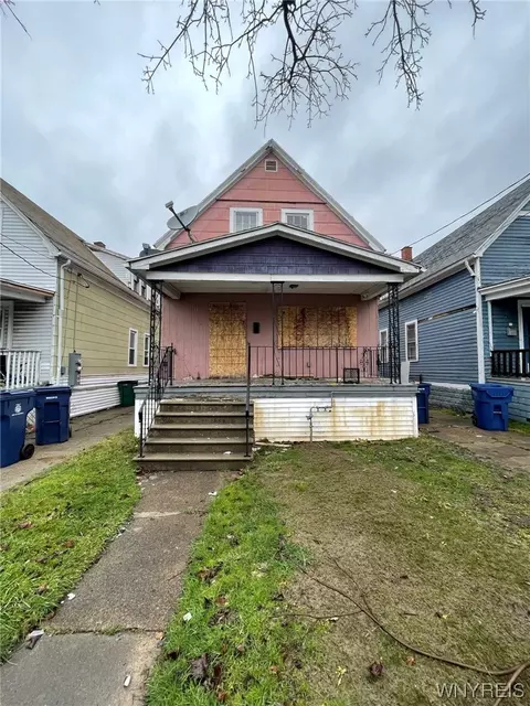 12 Langmeyer Ave, Buffalo, NY 14215