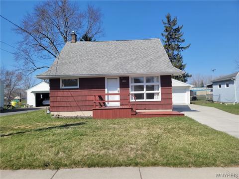 1432 97th St, Niagara Falls, NY 14304