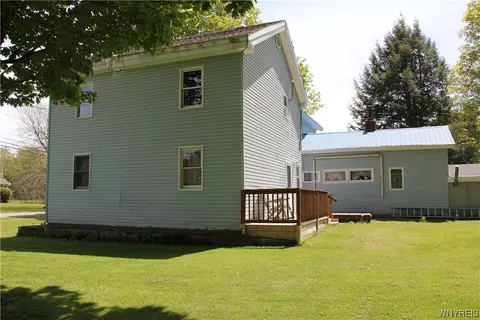 77 Delevan Ave, Delevan, NY 14042 photo 9
