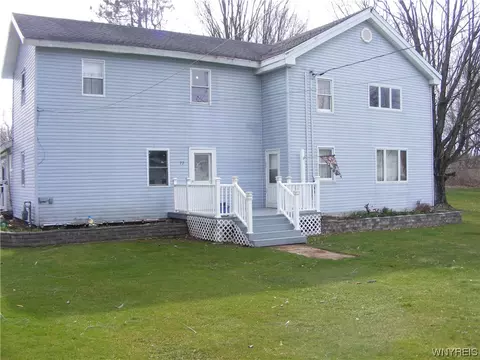 77 Delevan Ave, Delevan, NY 14042