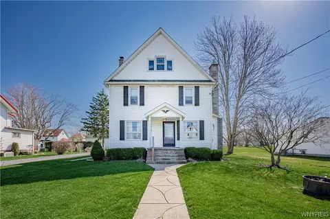 1875 Quaker Rd, Somerset, NY 14012