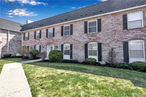 4545 Chestnut Ridge Rd #213A, Amherst, NY 14228