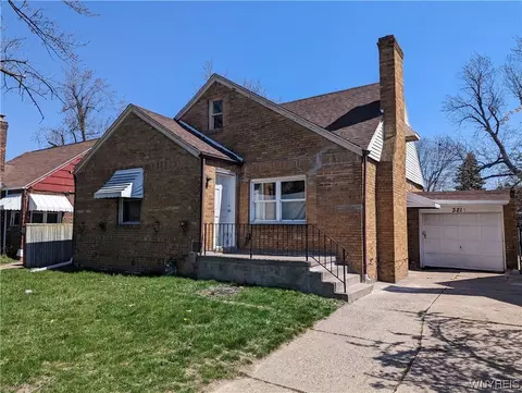 321 Eggert Rd, Cheektowaga, NY 14215