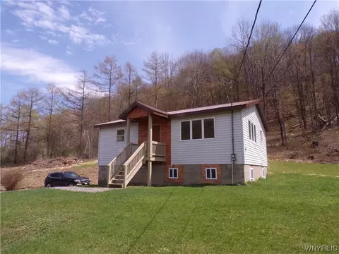 8393 County Road 1, Clarksville, NY 14739