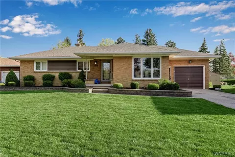 100 Ashford Pl, Depew, NY 14043