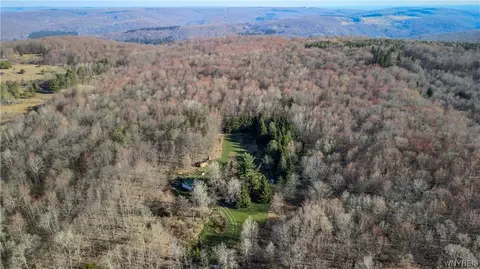 3648 Cooper Hill Rd, Humphrey, NY 14741