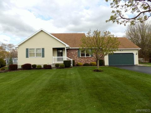 4145 Ransom Rd, Clarence, NY 14031