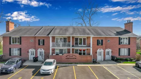 5799 Broadway St #4, Lancaster, NY 14086