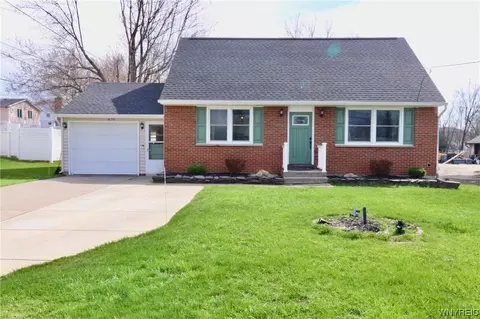 879 E And West Rd, West Seneca, NY 14224