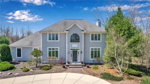 8560 Northfield Rd, Clarence Center, NY 14032