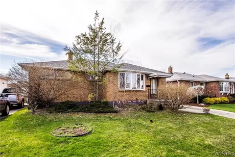 140 Lamson Rd, Buffalo, NY 14223