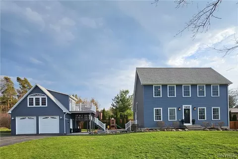 2723 Lake Rd, Silver Creek, NY 14136
