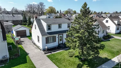67 Westchester Dr, Cheektowaga, NY 14225