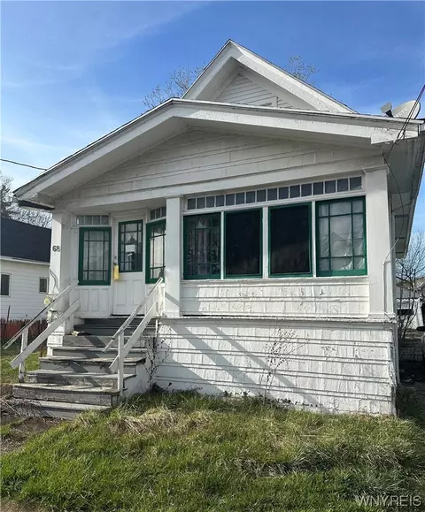 68 Kerns Ave, Buffalo, NY 14211
