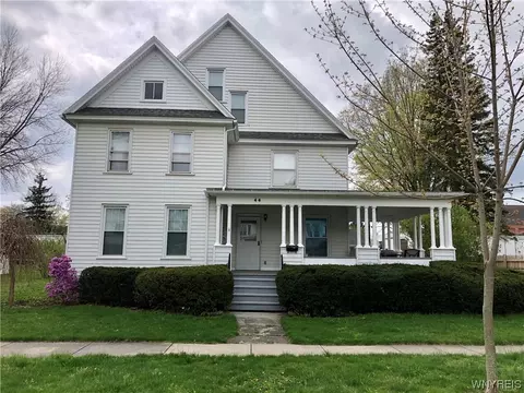 44 Genesee St, Warsaw, NY 14569