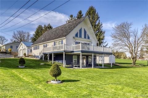 610 Yacht Club Dr, Machias, NY 14101
