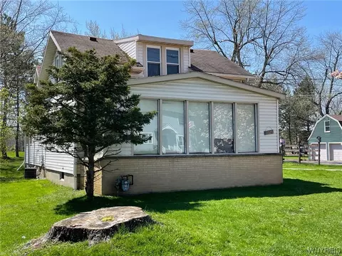 5029 Milestrip Rd, Buffalo, NY 14219