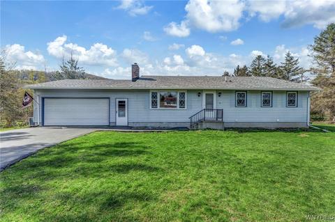 6091 Peth Rd, Great Valley, NY 14741