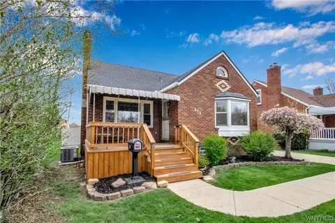 171 Toelsin Rd, Cheektowaga, NY 14225