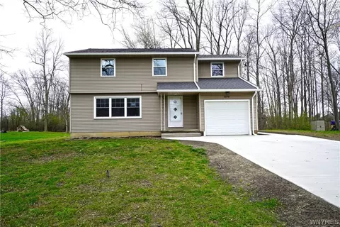 3878 Allendale Pkwy, Buffalo, NY 14219
