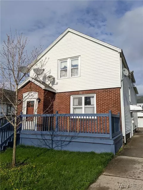 137 Wanda Ave, Buffalo, NY 14211