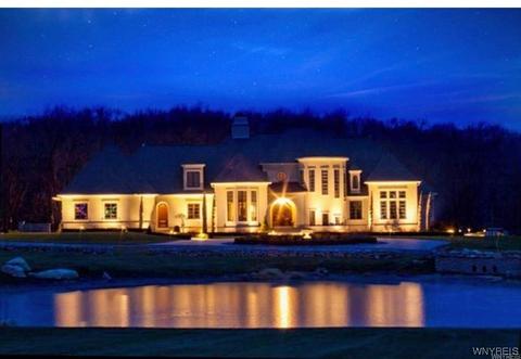 2545 Upper Mountain Rd, Sanborn, NY 14132