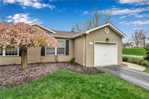 60 Union Cmn, Amherst, NY 14221
