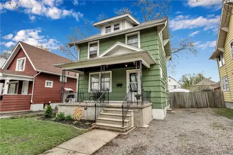 127 67th St, Niagara Falls, NY 14304