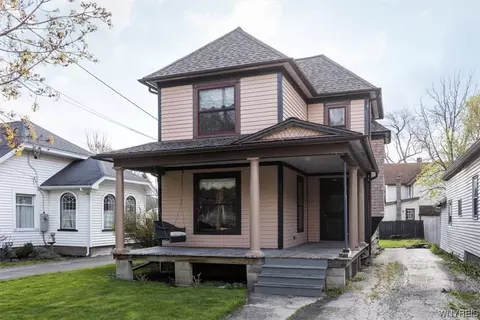 18 Church St, Lancaster, NY 14086