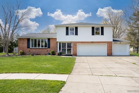 115 Cambrook Row, Amherst, NY 14221