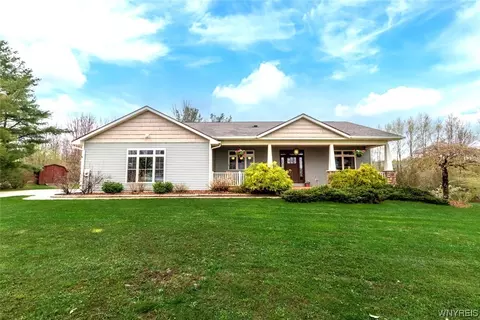 6723 Wagner Rd, Springville, NY 14141