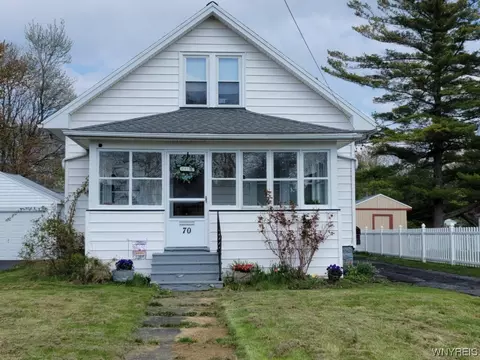 70 Lyceum St, Rochester, NY 14609