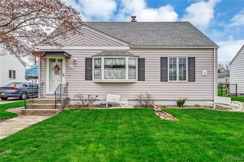 47 Colonial Dr, Tonawanda, NY 14150
