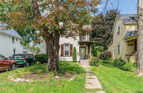 250 Elmwood Ave, Lockport, NY 14094
