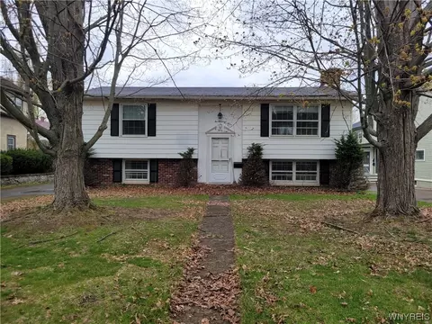 200 W State St, Wellsville, NY 14895