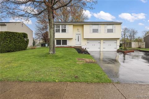 1339 Peppertree Dr, Evans, NY 14047